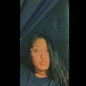 Meet your Posher, Cayla